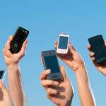 Телефоны и смартфоны.