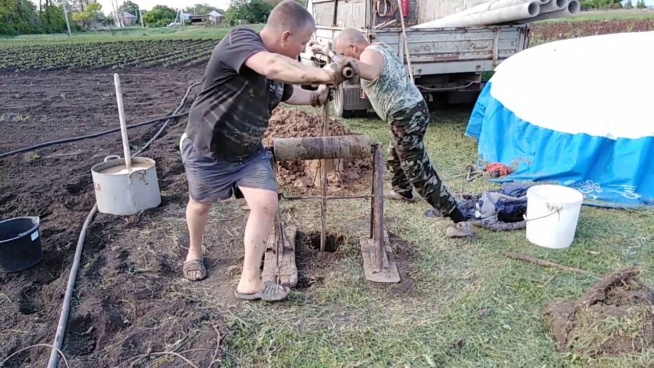 Как пробурить скважину своими руками правильно и недорого