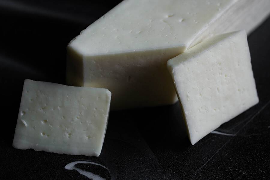 Чем отличается фета от брынзы? сыр и брынза — чем отличаются эти продукты