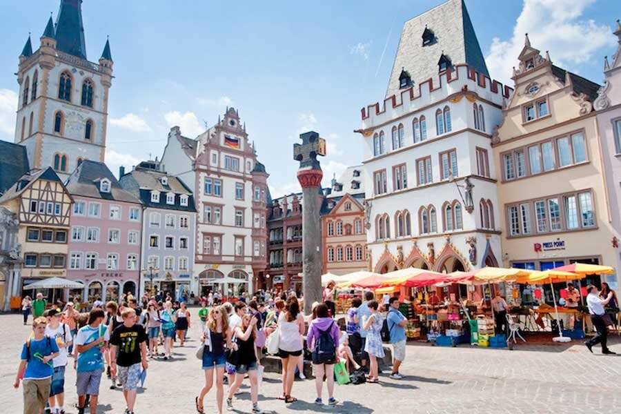 Условия жизни для граждан 🏨: плюсы и минусы страны