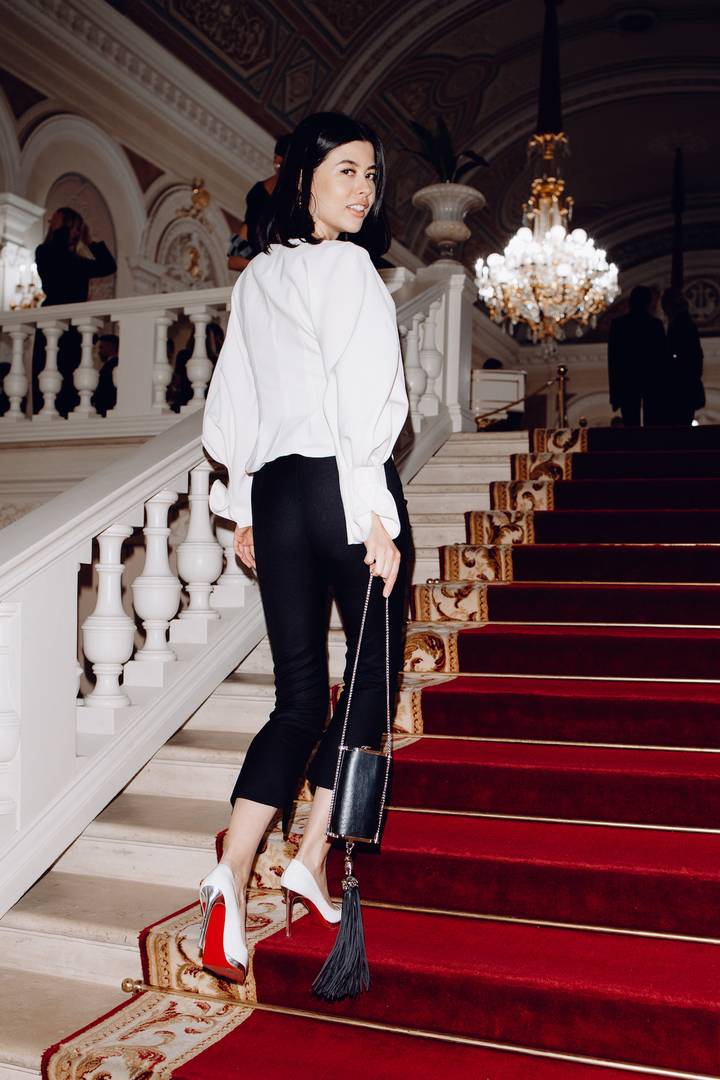 Как принято одеваться в театр женщинам  и мужчинам